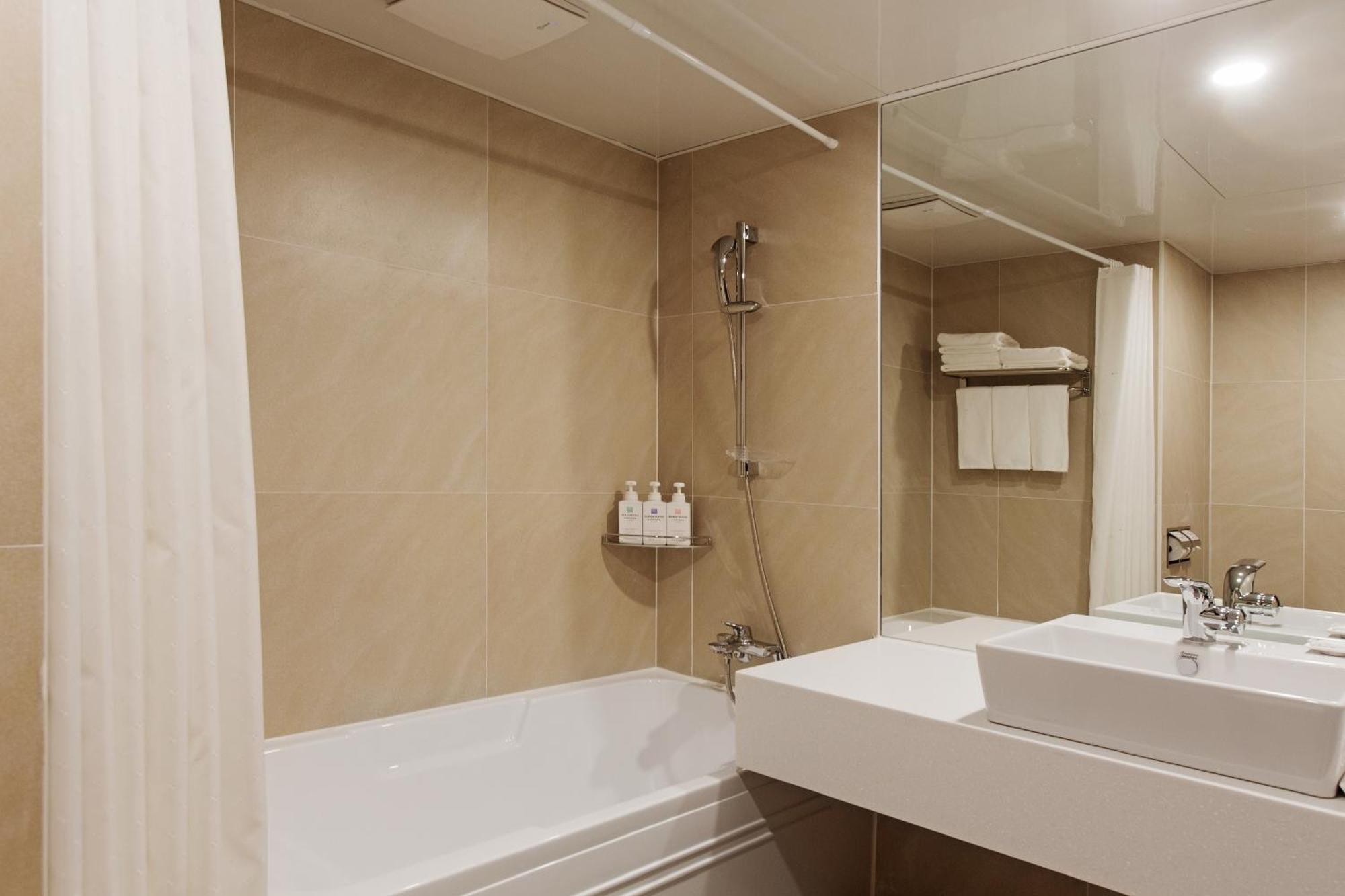Hotel Adela Busan Ngoại thất bức ảnh